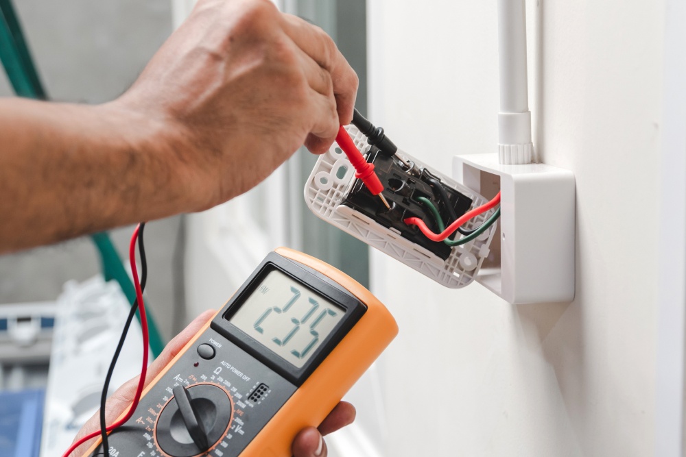 Top 10 things to consider when hiring an electrical contractor Blog by Direct Connect Electric Inc.