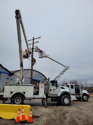 Street and Commercial Lighting by Aerial Work Utilities in USA, Canada