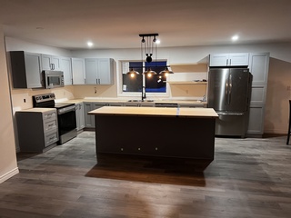 Modern Luxury Kitchen Renovation in Ontario done by General Contractor
