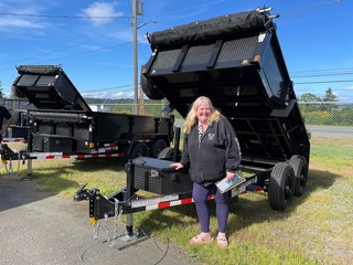 Happy Owners of Heavy Duty Dumps Trailer from Pacific Rim Trailer Sales