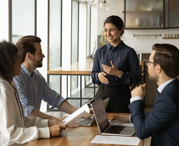 Aligning marketing and sales teams in workshop