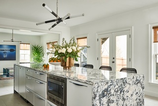 The elegant and functional kitchen design in Dunwoody by Beauty Is Abundant