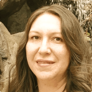 Nicole Puckering - Registered Clinical Counsellor in Nanaimo, British Columbia