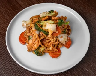  Sen Lek Pad SiEw 