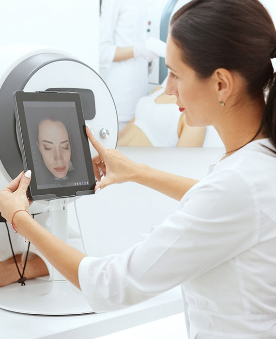 Experience a Detailed Skin Analysis for a Healthy Skin Barrier
