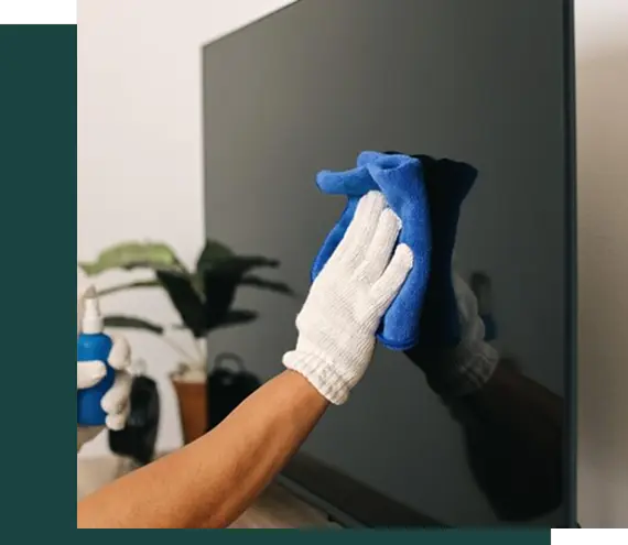 Professional screen cleaning in Toledo Ohio