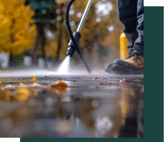 Professional window cleaner in Waterville OH