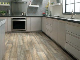 Vinyl Flooring (1).jpg