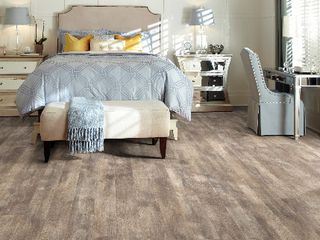 Laminate Flooring (1).jpg