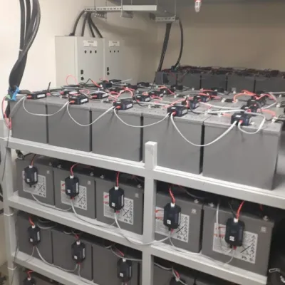 Installation of monitoring systems on UPS batteries