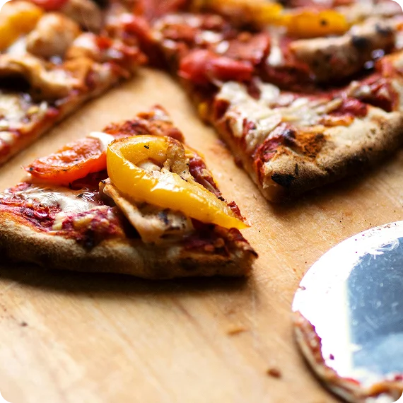 Best pizzeria in Colwood with delicious menu options