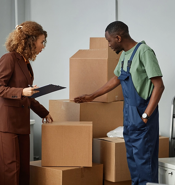 movers in Clayton, MO packing boxes