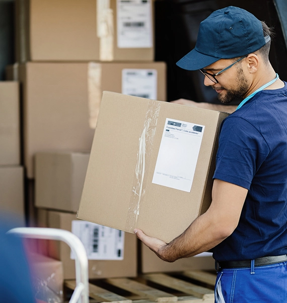 residential movers in Fairview Heights loading boxes