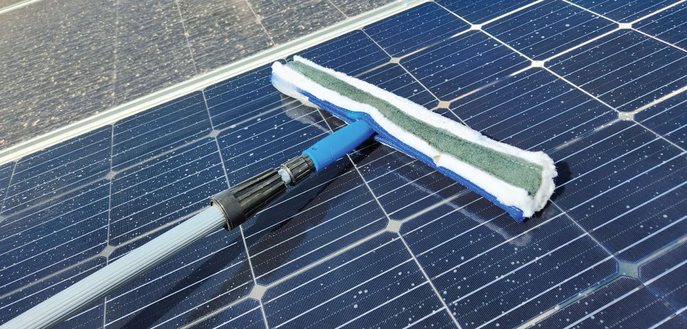 solar_panel_cleaning.jpg