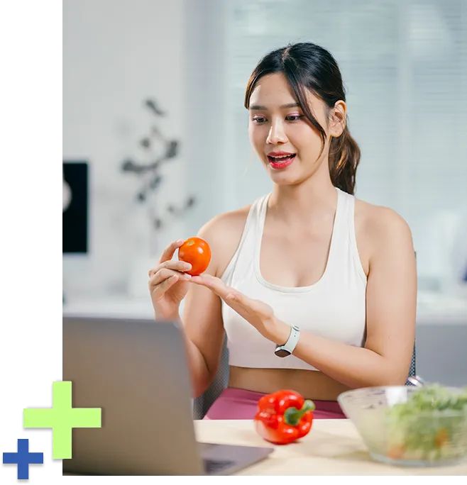 online weight loss coaching on laptop screen