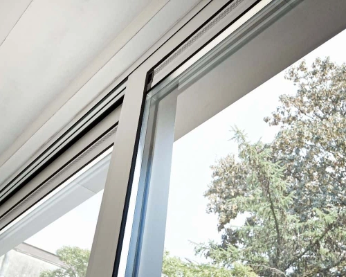 Aluminium-Sliding-Doors-Unlocking-Style-and-Security-for-Your-Home-min-scaled