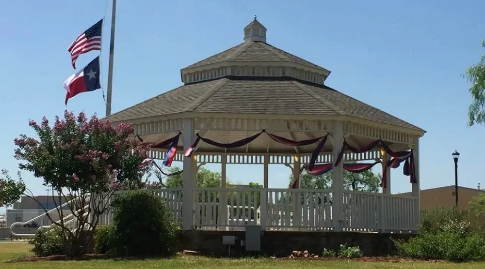 Top 10 Reasons to live in La Vernia.webp