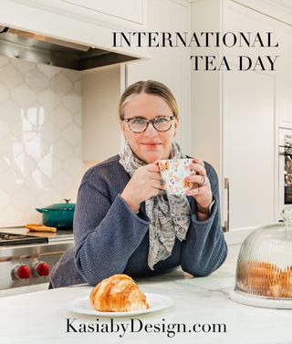Professional branding photography in Mississauga featuring confident entrepreneurs and creative professionals