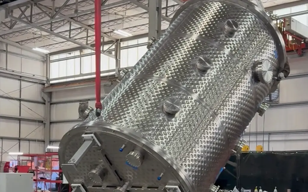 REDLINE CHAMBERS THERMAL VACUUM CHAMBERS