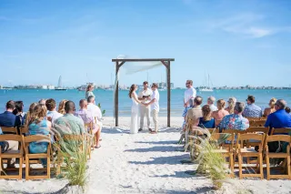  Sea Breeze Manor Inn