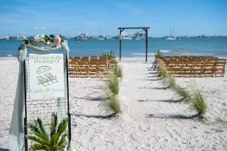  Sea Breeze Manor Inn