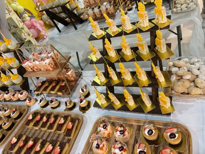 dessert display 1.webp