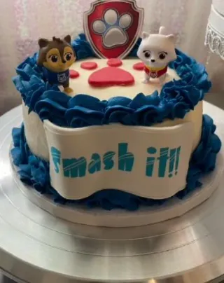 Custom-Cakes (7).webp