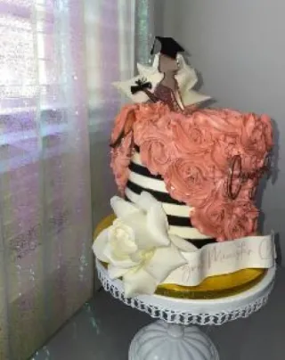 Custom-Cakes (13).webp