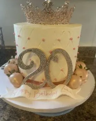 Custom-Cakes (14).webp