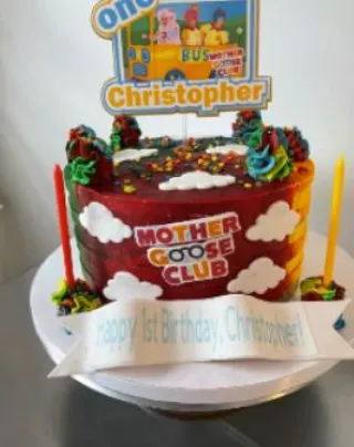 Custom-Cakes (27).webp