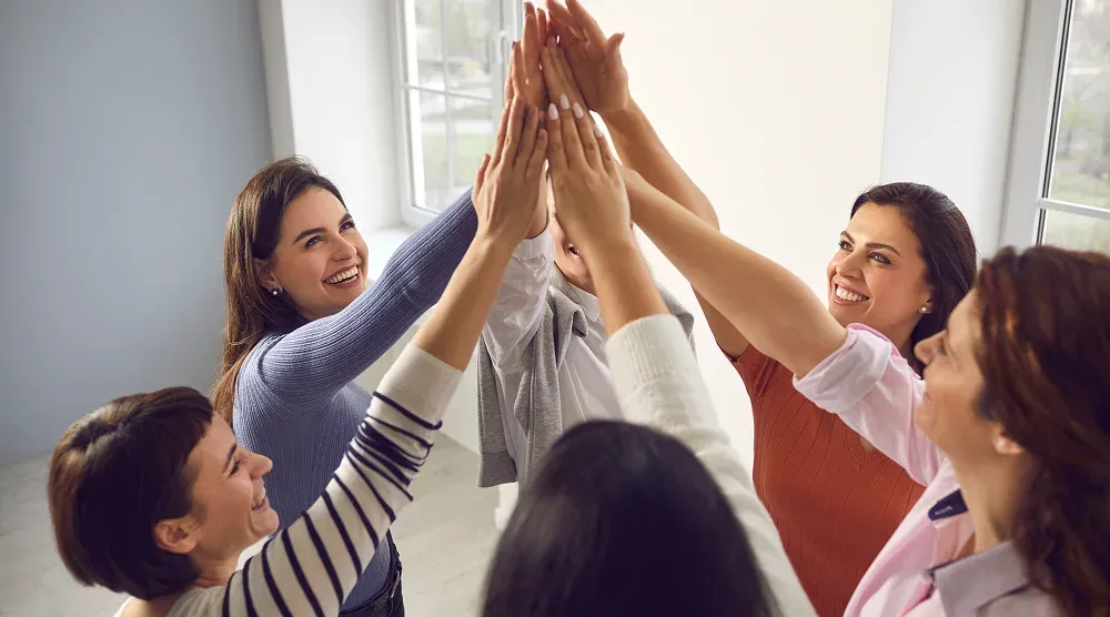 How Group Coaching for Women Builds Real-World Confidence