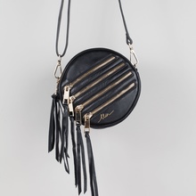 Roundshape zipper tassel purse (Black)